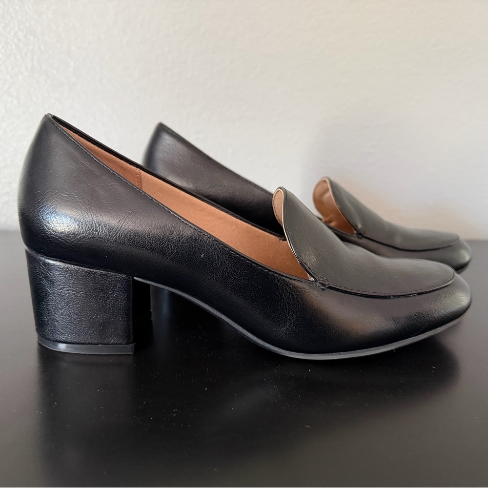 Life Stride Black Leather Block Heel Loafers